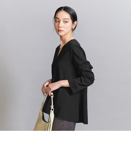 【WEB限定 Wardrobe DAILY MINIMAL】ペプラム Vネックプルオーバーカットソー