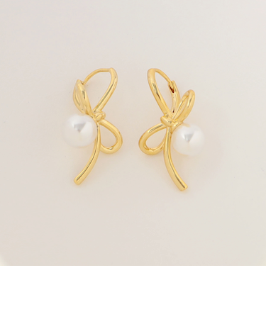 メタルリボン×パールモチーフ ピアス