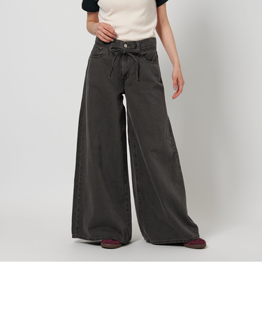 ＜Levis＞XL スーパーワイド デニムパンツ