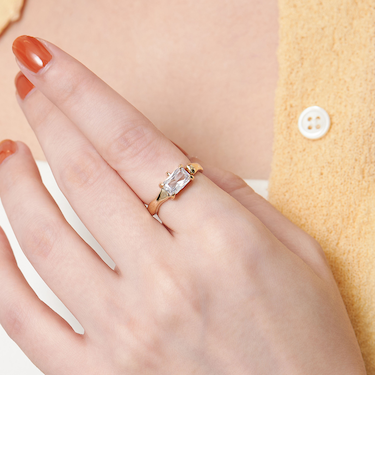 スクエア ビジュー リング