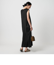 【WEB限定 Wardrobe DAILY MINIMAL】ティアード フレンチスリーブワンピース 接触冷感 吸水速乾