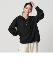 【WEB限定 Wardrobe DAILY MINIMAL】フリル Vネックブラウス ウォッシャブル