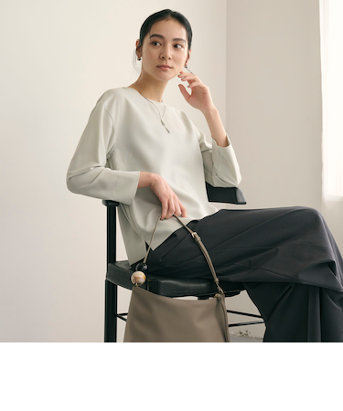 【WEB限定 Wardrobe DAILY MINIMAL】クルーネックブラウス ウォッシャブル