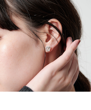 ＜Soierie＞Rose small ピアス