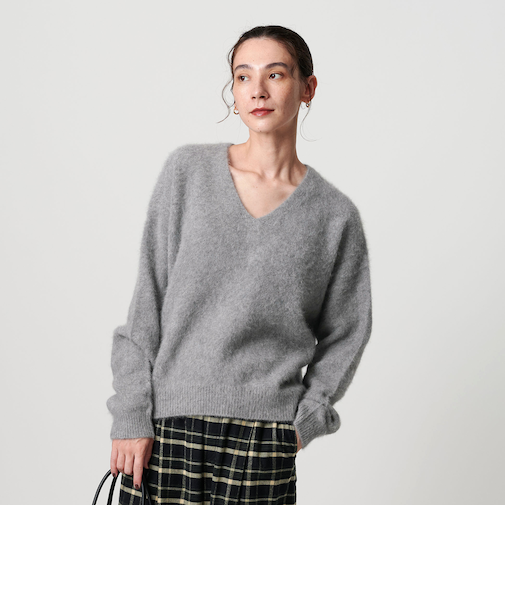 フォックスカシミヤブレンド Vネックニットプルオーバー