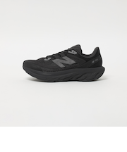 ＜New Balance＞UTRN スニーカー
