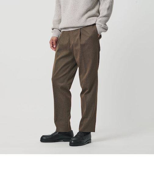 トリコチン PE 1プリーツ テーパード パンツ