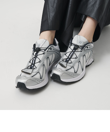 【国内EXCLUSIVE】<Salomon>XT-WHISPER シルバーカラー/スニーカー