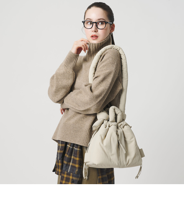 <OLEND>ONA コンパクト ソフト ショルダーバッグ