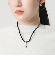 メタル ドロップ チョーカー