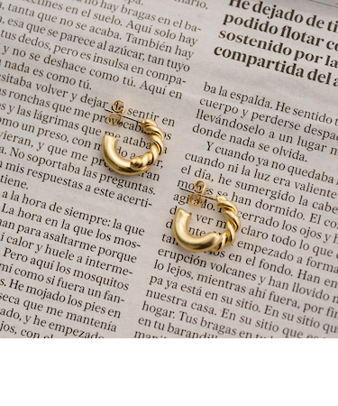 ロープ×パイプ フープピアス