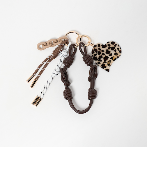 ＜VIOLAd’ORO＞レオパード ハート バッグチャーム