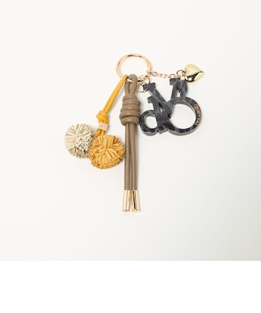 ＜VIOLAd’ORO＞ポンポン ロゴ バッグチャーム