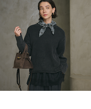 フェード クルーネックニットプルオーバー