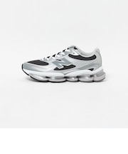 ＜New Balance＞2000 スニーカー