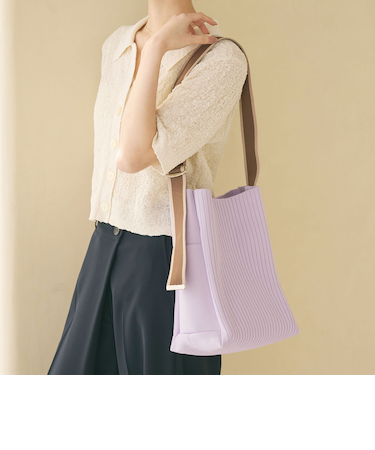 ラインテープ ニット ショルダーバッグ