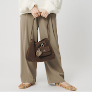 スエードライク チャーム ドロスト バッグ