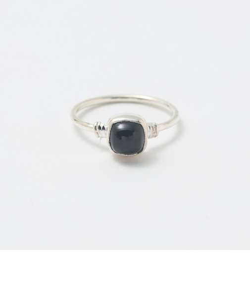 ＜BAITS＞スクエア ストーン リング