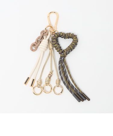 ＜VIOLAd’ORO＞コード ハート バッグチャーム