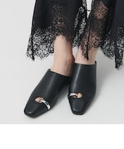 ＜LE VERNIS＞トゥ リング ミュール