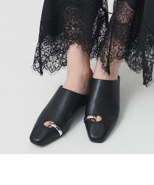 ＜LE VERNIS＞トゥ リング ミュール