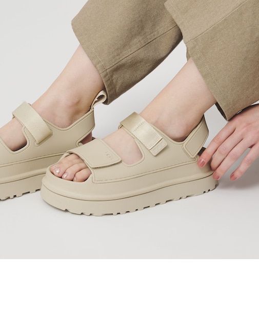<UGG>ゴールデングロウ サンダル