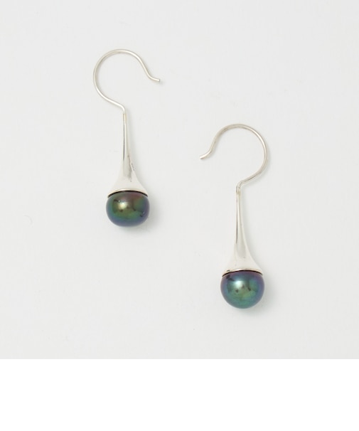 ＜BAITS＞淡水パール ブラック スウィング ピアス