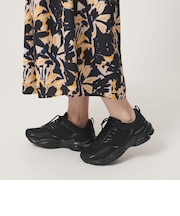 ＜Reebok＞DMX シリーズ 3000 スニーカー
