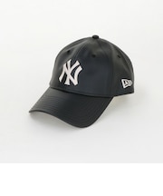【別注】<NEW ERA>9TWENTY レザーライク キャップ