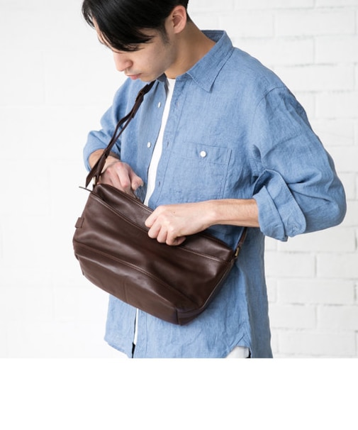 レザー ショルダーバッグ