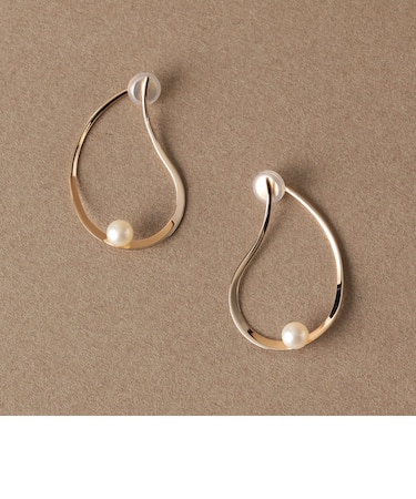 【Chainon】CS K10タンスイＰシズクカーブ イヤリング