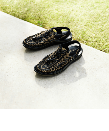 ＜KEEN＞UNEEK ユニーク サンダル