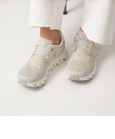 ＜On＞Cloud 6 スニーカー