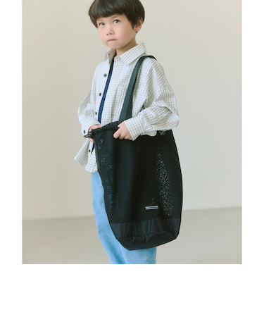 ＜KiU＞ダブルメッシュドローストリングショルダー バッグ