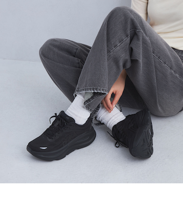 ＜HOKA＞ボンダイ 9 スニーカー