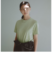 ＜SEASONAL COLLECTION＞LOTUS クルーネック Tシャツ