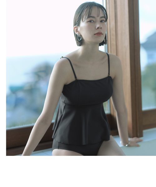 green label relaxing フレアビスチェスイムウェア 黒 水着 green