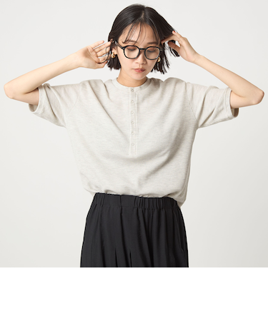 【WEB限定】＜at ease＞ワッフル ヘンリーネック 5分袖 プルオーバー カットソー