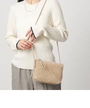 ボア ジップ ミニショルダーバッグ / ポシェット