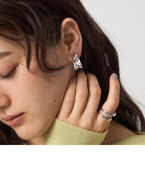 プレート フープ イヤリング