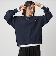 【WEB限定】＜at ease＞ロゴ スウェット プルオーバー