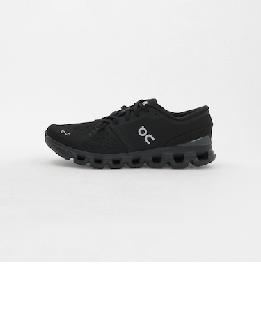 <On>クラウド エックス 4 スニーカー