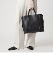 【WEB限定】2WAYタッセルハンドル A4 トートバッグ / ショルダーバッグ
