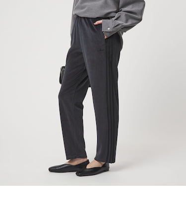 <adidas Originals>ベロア トラックパンツ