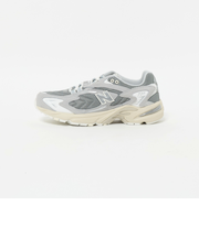 <New Balance>ML725 スニーカー