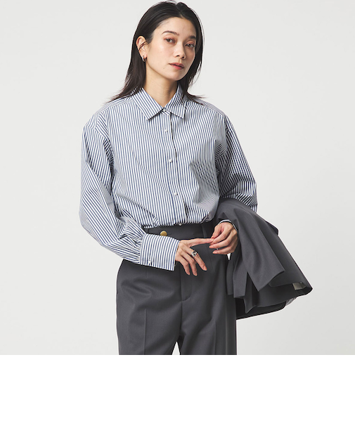 フェイクパールボタン シャツ