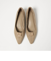 ポインテッド バックル パンプス 晴雨兼用 撥水