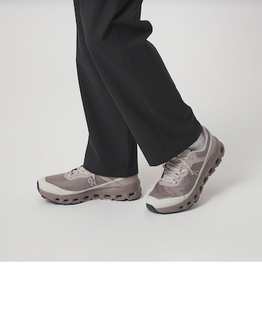 ＜On＞CLOUDVISTA 2 WP スニーカー