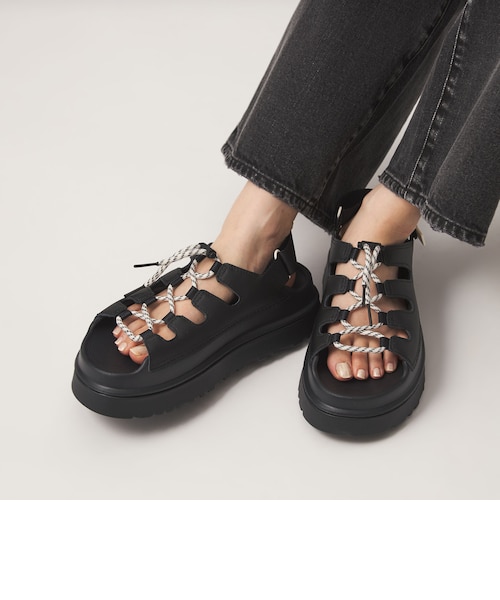 UGG ゴールデントグル　BK 23cm UGG＞ゴールデングロウ トグル サンダル｜グリーンレーベル