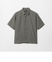 【WEB限定】JUST fit ソフトドレープ ボックスシルエット 半袖 シャツ